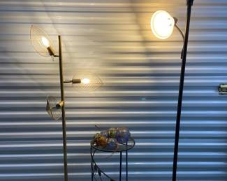 2 Standing Lamps With Plant Stand