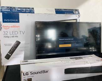 32 LED Tv Insignia With LG Sound Bar