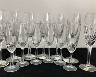 7 Piece Marquis By Waterford Hand Crafted Crystal With Champagne Glasses