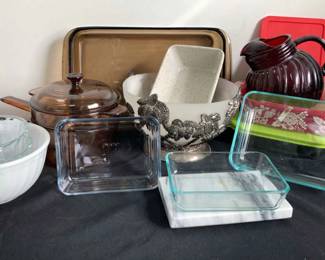 Kitchenwares Including Pyrex Blue Harbor Vision Anchor Hocking Fire King
