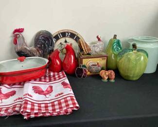 Country Kitchen Decor With Caliente Serving Dish Curtains Clock Oil And Vinegar Holders