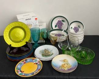 Roma Inc Handpainted Grape Bowls And Plates Decorative Plates Green Lemon Juicer Glassware