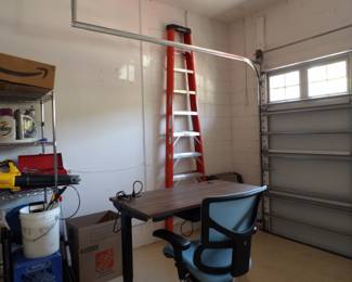 Electric Standing Desk and Office Chair