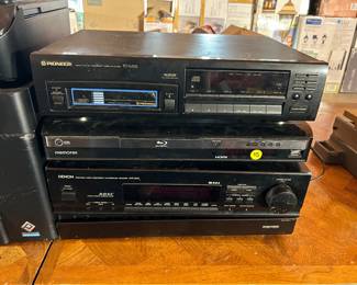 Stereo Equipment. Make offer