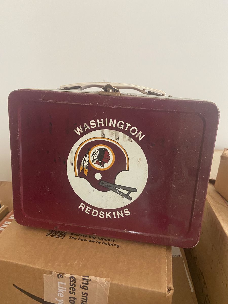Vintage Redskins metal lunchbox 