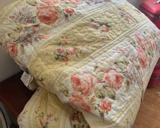 Croscill bedspread 