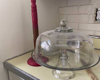 Cake stand