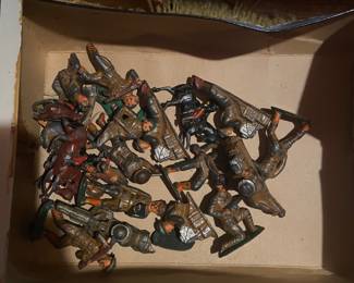 Vintage Metal soldiers