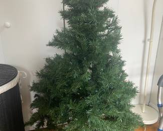 Christmas tree 