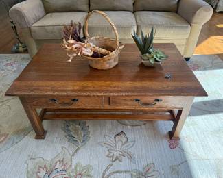 Lexington Furniture Coffee Table