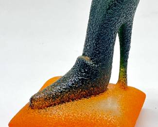 LOT 3 Register: www.woodardlipe.com KOSTA BODA KJELL ENGMAN HIGH HEEL ON PILLOW, GLASS SCULPTURE