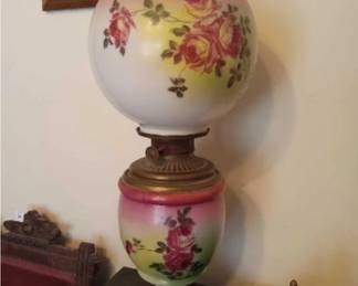 OUTSTANDING! Gone with the Wind Kerosene Banquet Lamp