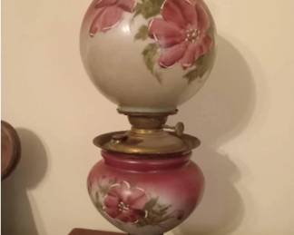 Gorgeous Victorian Gone with the Wind Parlor / Banquet Lamp