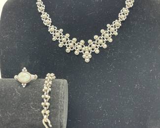 186 3PieceSet925OpalRingSize8NecklaceandBracelet