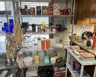 Tupperware, cookbooks