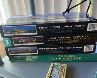 New York Puzzle is Twin Towers