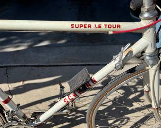Vintage Schwinn Super Le Tour Bicycle
