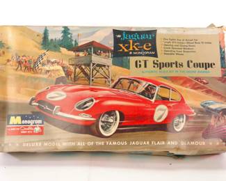 xk-e Jaguar GT Sports Coupe model car kit