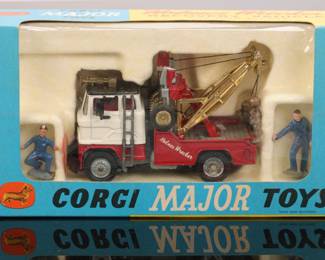 Corgi Holmes Wrecker towing truck- New old stock