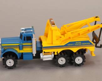 Stomper Schaper heavy Towing Service truck