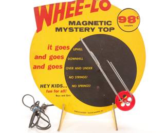 Whee-lo magnetic Mystery Top motorized store display