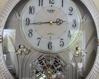 Carina Small World Rhythm Clock