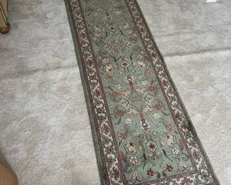 Ethan Allen Oriental Mahal Wool Runner Rug – 2'8" × 9'