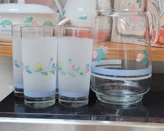 Set of 4 Frosted Glass Highball Glasses with Floral Design, Glass Pitcher with Floral Design