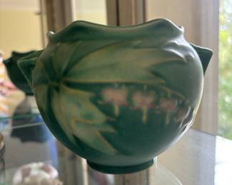 Roseville Pottery Bleeding Heart Green Jardiniere – #6513