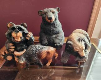 Handcrafted Wildlife Wood Carving Collection - Bear, Raccoon, Buffalo, Wolf