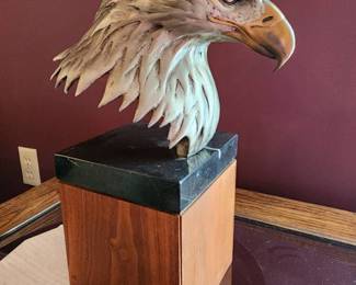 Decorative Bronze Eagle Head Bust Sculpture