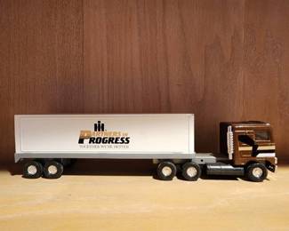 Vintage ERTL Partners in Progress Semi Truck Toy Model