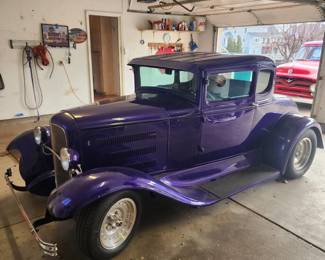 1931 Ford Purple "Thumper"