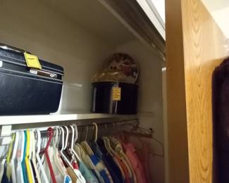 Items Located In The 1st Bedroom