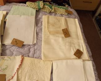 Items Located In The 3rd Bedroom (Master)
