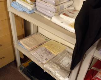 Items Located In The 3rd Bedroom (Master)