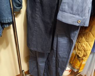Items Located In The 1st Bedroom