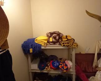 Items Located In The 3rd Bedroom (Master)