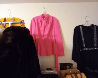 Items Located In The 1st Bedroom