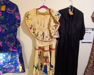 Items Located In The 1st Bedroom