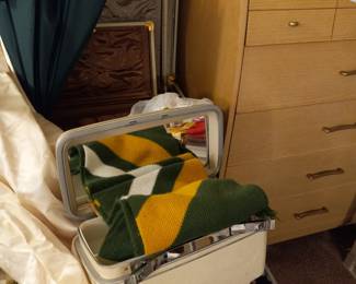 Items Located In The 3rd Bedroom (Master)