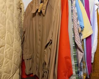 Items Located In The 1st Bedroom