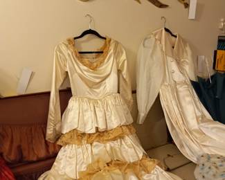 Items Located In The 3rd Bedroom (Master)