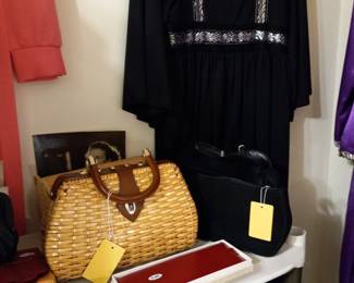 Items Located In The 1st Bedroom