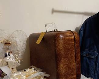 Items Located In The 1st Bedroom