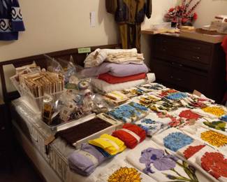 Items Located In The 2nd Bedroom