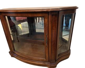 Lighted cabinet