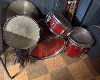Evans drum set