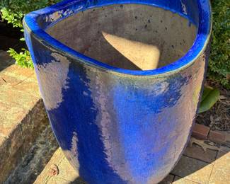 Large planter