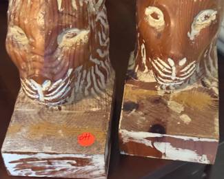 Pair of lion head bookends
